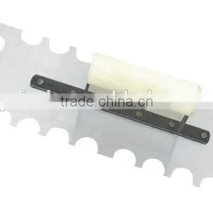 Wooden Handle Plastering Trowel With Teeth Factory thumbnail-3