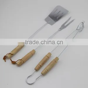 3-Piece Stainless Steel Barbecue Tool Set With Round Wood Handle thumbnail-2