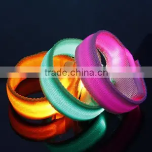 LED Nighlight Glow Glowing Wristband Bracelet Party Dance Bar Disco Bangle Light thumbnail-3