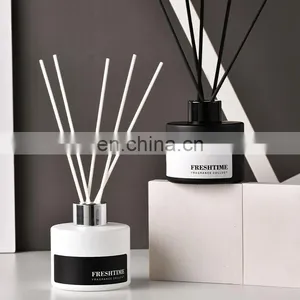 Customized Private Label Luxury Glass Bottle Fragrance Oil Reed Diffuser thumbnail-2