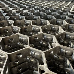 Hex Mesh Hexagonal Stainless Steel Plain Weave Refractory Lining for 1600C Furnace With Welding & Cutting Services thumbnail-3
