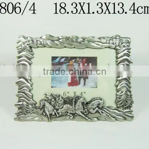 Classic Rectangular Pewter-plated Alloy Photo Frame thumbnail-1