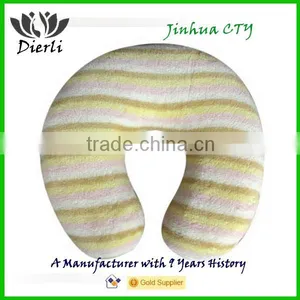 U-Shape Pillow thumbnail-2