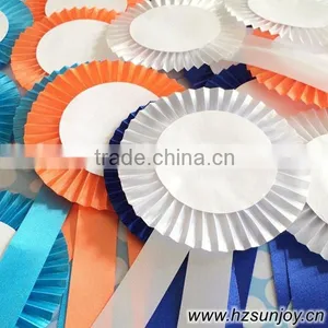 How To Make A Ribbon Bow Gift Wrapping thumbnail-3