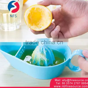 Strainer Design Juicer Plastic Citrus Hand Lemon Orange Squeezer thumbnail-1