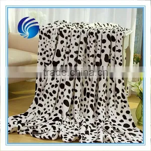 Super Soft Leopard Flannel Fleece Blanket thumbnail-3