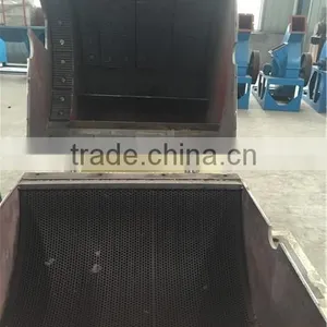 2 Ton/hour Industrial Wood Sawdust Machine/waste Wood Crusher Hammer Mill With Large Capacity thumbnail-2