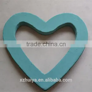 Cheap Chrysal Oasis Round Floral Foam Empty Heart Shape thumbnail-6