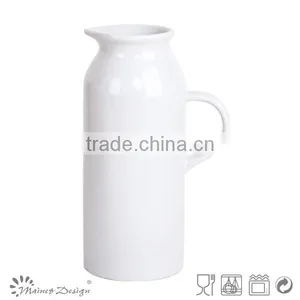 Hot Selling Delicate Solid Colour Stoneware Houseware Ceramic Pitcher thumbnail-4