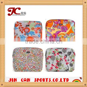 China Made Promotional Customized Printed 20 Inch Laptop Sleeve thumbnail-6