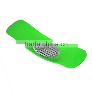 DG-0137 Easy Crusher Mincer Press Garlic Press Rocker thumbnail-1