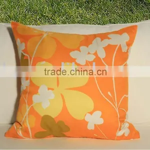 Colourful and Hot Selling Polyester Cushion thumbnail-1