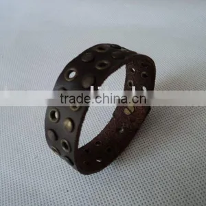 Punk Style Rivet Bracelet PU Leather Bangle Available Colors Europe and American Style thumbnail-1
