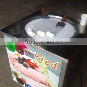 Oreo and Brownie Ice Cream Rolls Machine With Real Frozen Yogurt Fruits thumbnail-4
