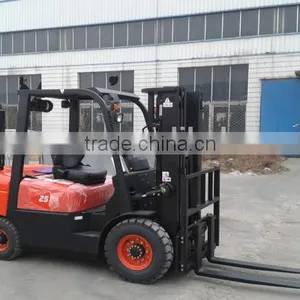 2 Ton Tcm Forklift Manual Dealers With Side Shift Fork and Three Meters Mast thumbnail-1