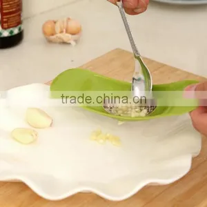 Wholesale Garlic Cutter Garlic Chopper Garlic Press as Seen on tv thumbnail-3