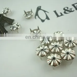 2013 Fashion Design Iron Nailhead for Garment Accessory thumbnail-1
