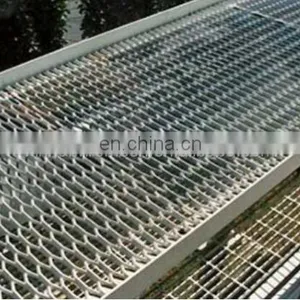 Flattened Expanded Metal Mesh Fence Gates and Door/small Hole Expanded Metal Fencing thumbnail-4