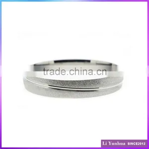 Stainless Steel Bangle Round Diamond Dust Bracelet thumbnail-1