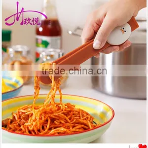 Kitchen Plastic Tongs Cartoon Tongs thumbnail-4