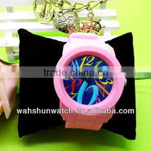 2013 Latest Design Fashion Surface Multicolor Numbers Creative Watch thumbnail-1