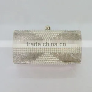 Customized Ladies Fashion Clutch Pearl Metal Box thumbnail-1