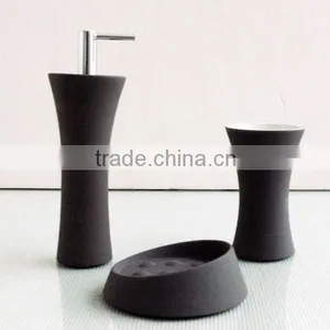 Ceramic Bathroom Set thumbnail-1