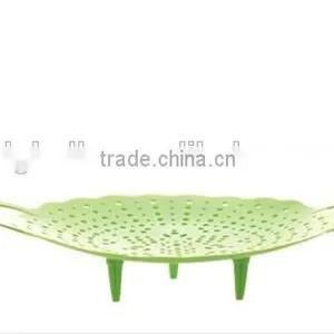 Silicone Microwave Steamer thumbnail-3