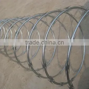 Factory Wholesale Hot-dipped Galvanized Razor Barbed Wire Mesh Fence thumbnail-2