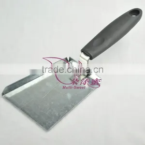 Hot Sale Beehive Tools Galvanized Pollen Shovel With Plastic Handle thumbnail-2