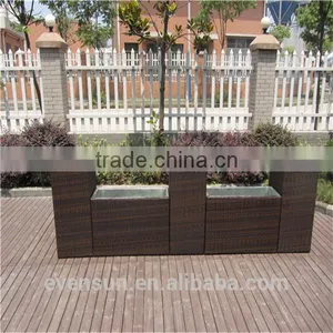 Nice and Elegant Wicker Connected 5 Pcs Flower Pot Set thumbnail-4