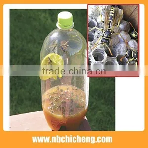 Plastic Hanging Wasp Trap thumbnail-1