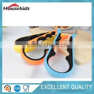 4 in 1 Creative Multifunction Gourd-shaped Can Opener Screw Cap Jar Bottle Wrench Kitchen Tool thumbnail-3