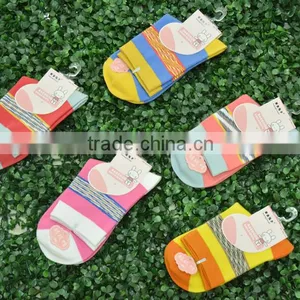 2015hot Sale Multicolor Cotton Socks for Girls and Women Fashion and Casual Socks thumbnail-4