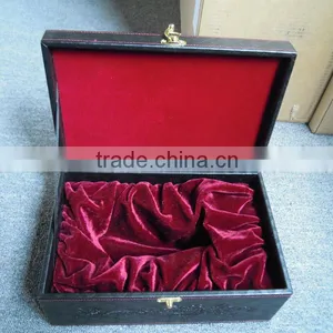 Classical China Leather Wine Box With Lock Catch And Velvet thumbnail-1