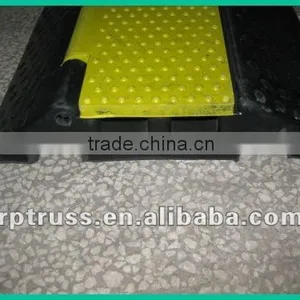 Rubber Cable Protector Hump Road Safety Rubber Hump thumbnail-4