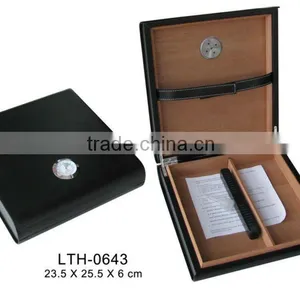 Simple Design Cigar Travel Case thumbnail-1