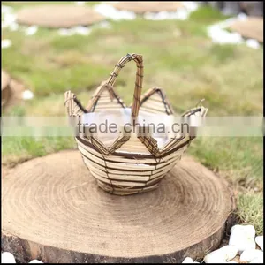 Unique Shape Wicker Flower Basket thumbnail-4
