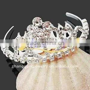 Flower Shaped Jeweled Bridal Tiara thumbnail-1