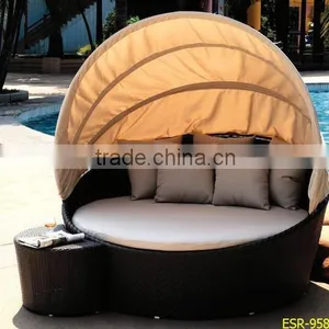 Rattan Daybed Garden Furniture thumbnail-1