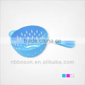 Plastic Skimmer With Handle thumbnail-1