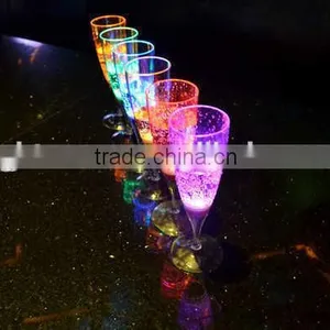 Liquid Active Glowing Color Change Flash Mug Cup Tumber for Bar and Party thumbnail-2