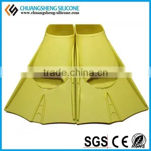 COMFORTABLE SILICONE SWIIMMING FINS WITH CLASSIC STYLE thumbnail-4