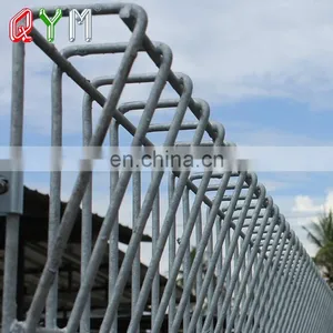 PVC Coated Galvanized Metal Welded Garden Fence thumbnail-1