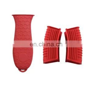 Silicone Hot Pot Handle Cover / Heat Protecting Silicone Hot Handle Holder for Cast Iron Skillets, & Pans thumbnail-1