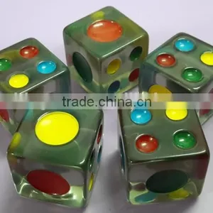 High Quality Plastic Crystal Dice thumbnail-3