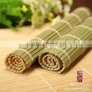 Green Japanese Bamboo Sushi Rolling Mat thumbnail-1