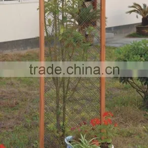 Wooden Frame With Wire Net Fence thumbnail-1