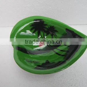 Leaf Shape Lacquer Bowl Made in Vietnam thumbnail-1