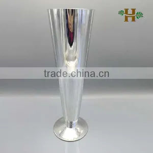 China Manufacturer Handbmade Silver Coated Tall Glass Vase thumbnail-1